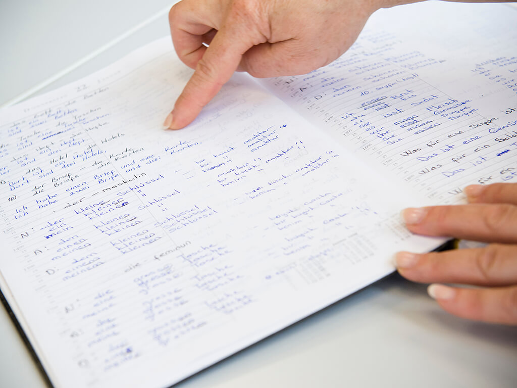 Alphabetisierung ermöglicht Teilhabe: Wenn Sprache zur Barriere wird<br/>Foto: A. Etges